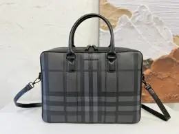 burberry aaa homme sac a main  s_10704aa